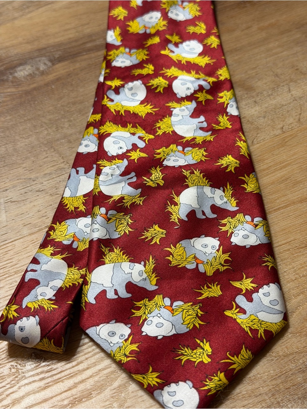 Giorgio Armani Cravatte Burgundy Panda Print Silk Necktie Novelty Designer 57”